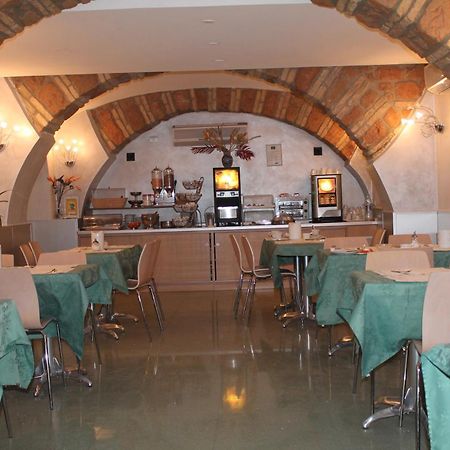 Hotel Dei Mille Rzym Zewnętrze zdjęcie