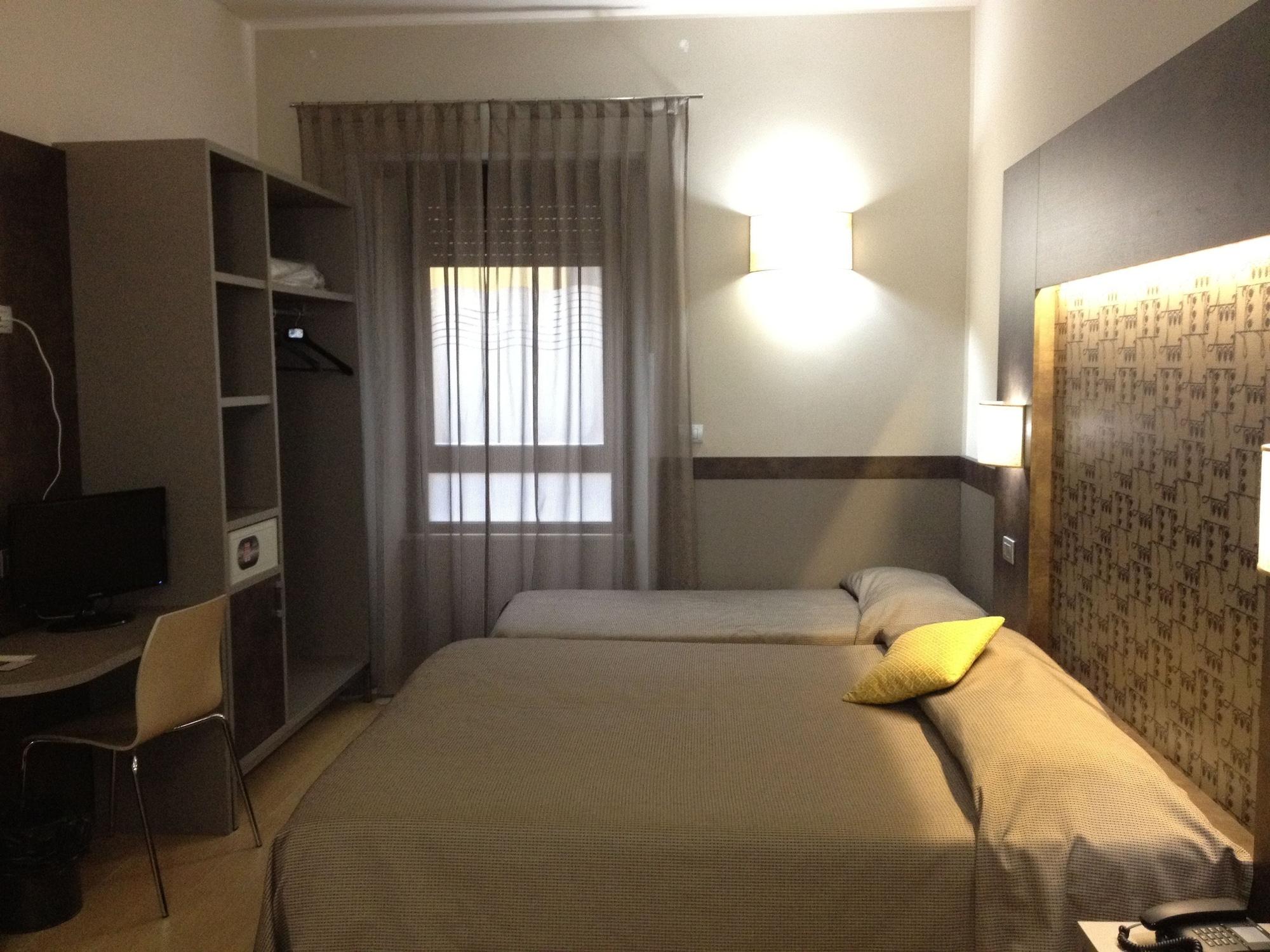 Hotel Dei Mille Rzym Zewnętrze zdjęcie