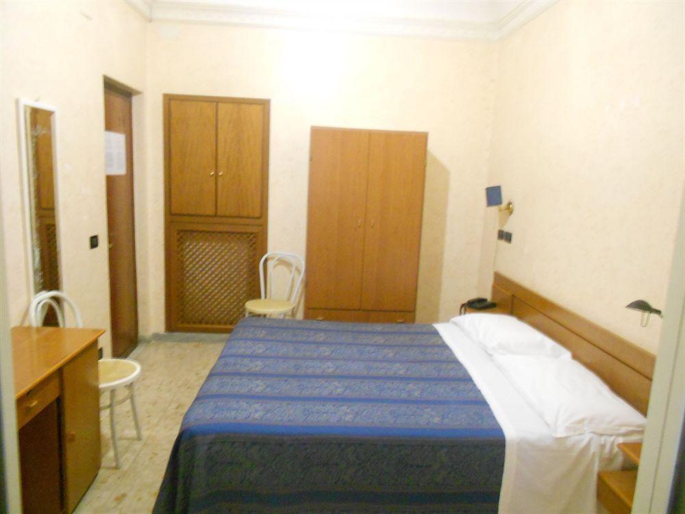 Hotel Dei Mille Rzym Zewnętrze zdjęcie